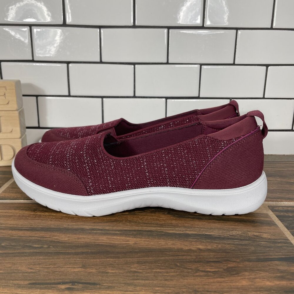 Clarks Adella Blush Shoes Womens Size 8.5 Wide Burgundy Sparkle Comfort Slip On